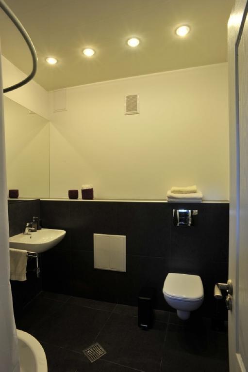 Apartments On Nalivayka Lviv Room photo